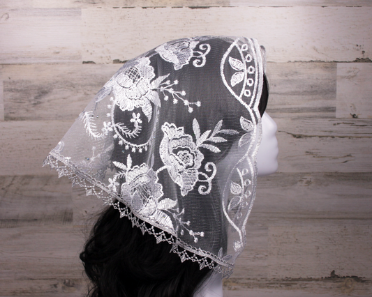 Silver Small D-Shaped Chapel Veil/Mantilla