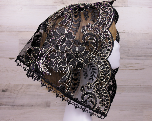 Black and Gold Small D-Shaped Chapel Veil/Mantilla