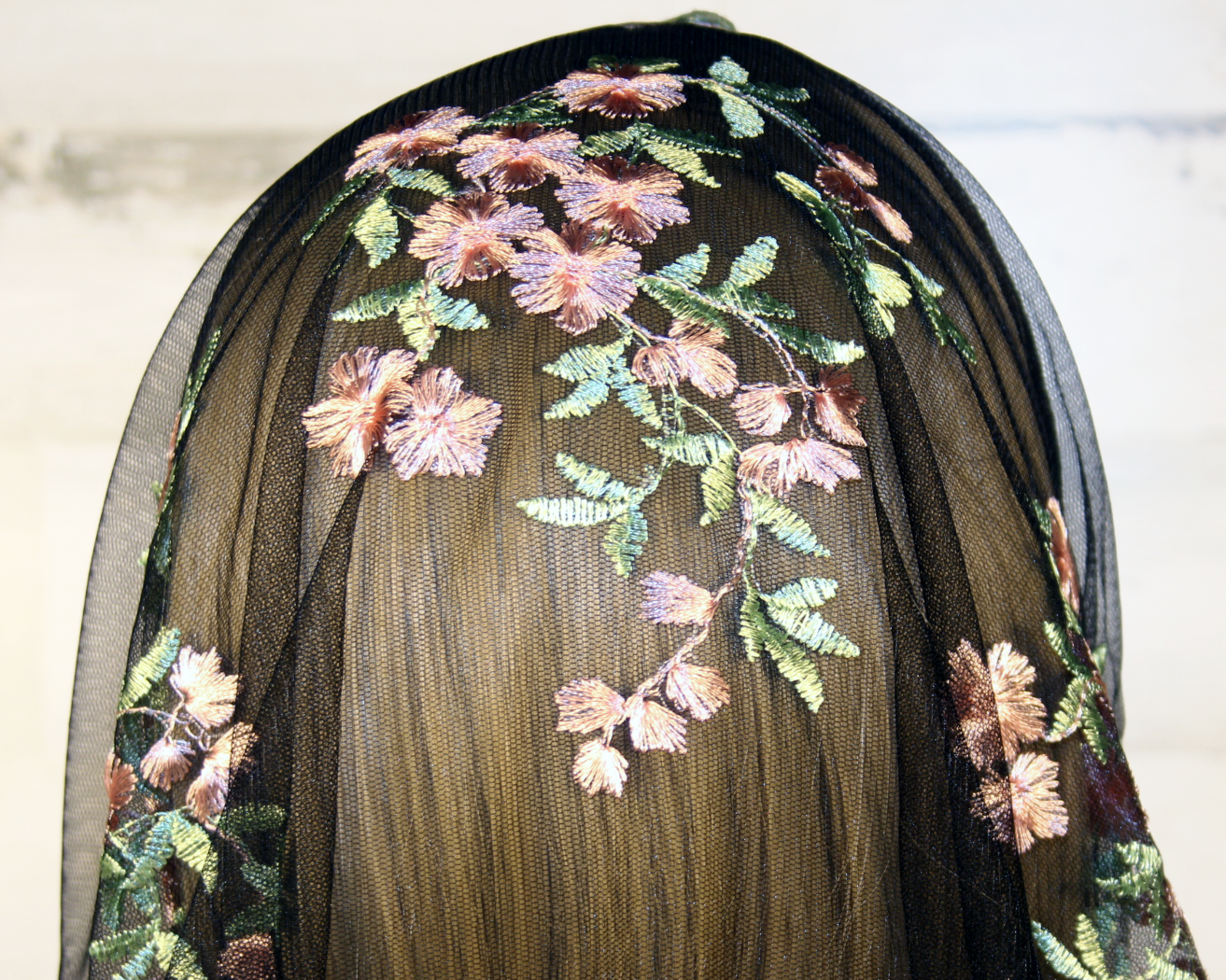 Black Mesh Lace Chapel Veil/Mantilla with Embroidered Pink Roses (Infinity)