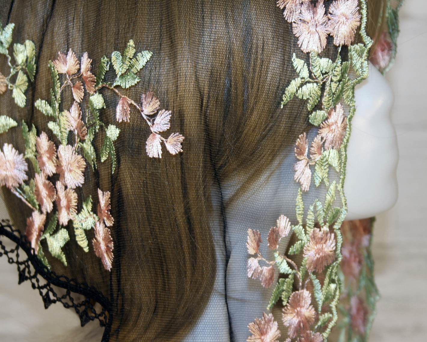 Black Mesh Lace Chapel Veil/Mantilla with Embroidered Pink Roses (Small D-Shaped)