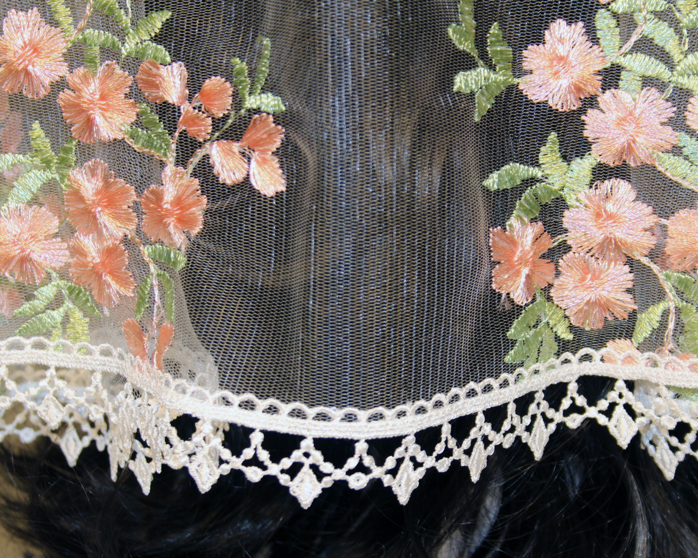 White Mesh Lace Chapel Veil/Mantilla with Embroidered Pink Roses (Large D-Shaped)