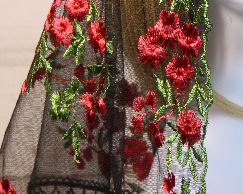 Black Mesh Lace Large D-Shaped Chapel Veil/Mantilla with Embroidered Red Roses