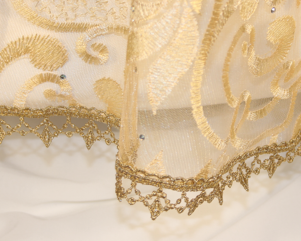 Gold Floral Mesh Lace Infinity Chapel Veil/Mantilla