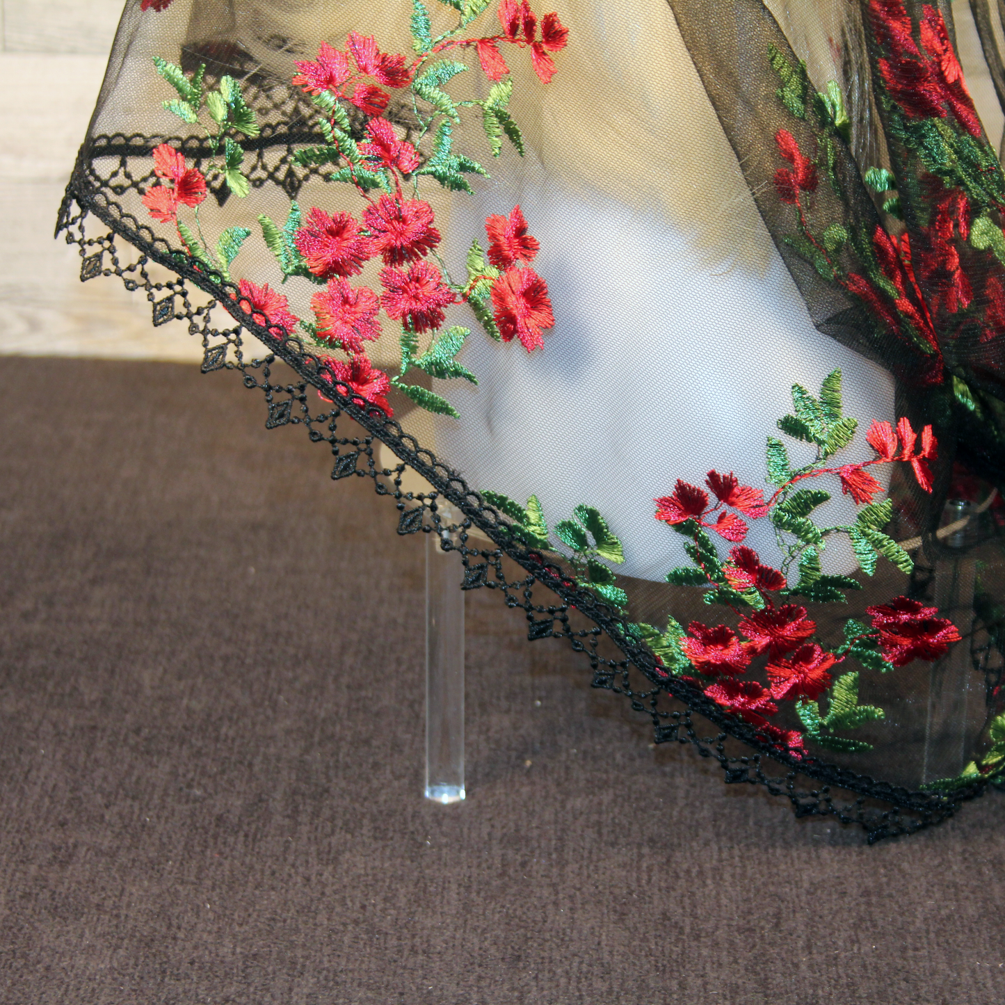 Black Mesh Lace Veil with Embroidered Red Roses (Infinity)