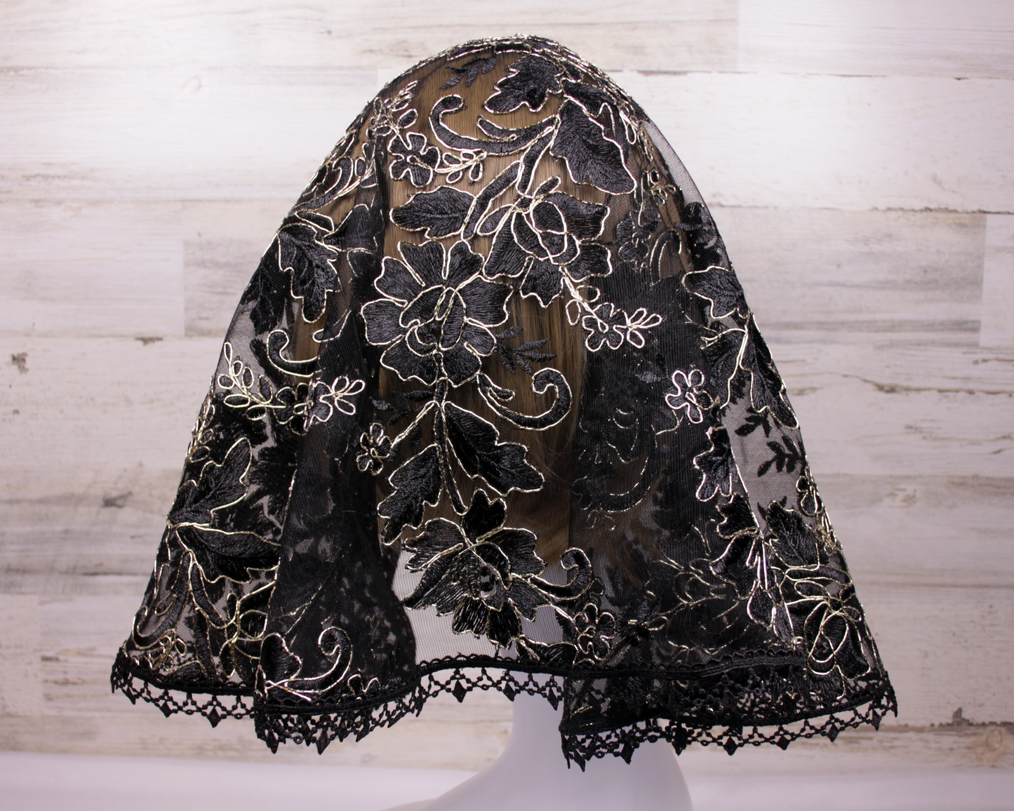 Black and Gold Large D-Shaped Chapel Veil/Mantilla